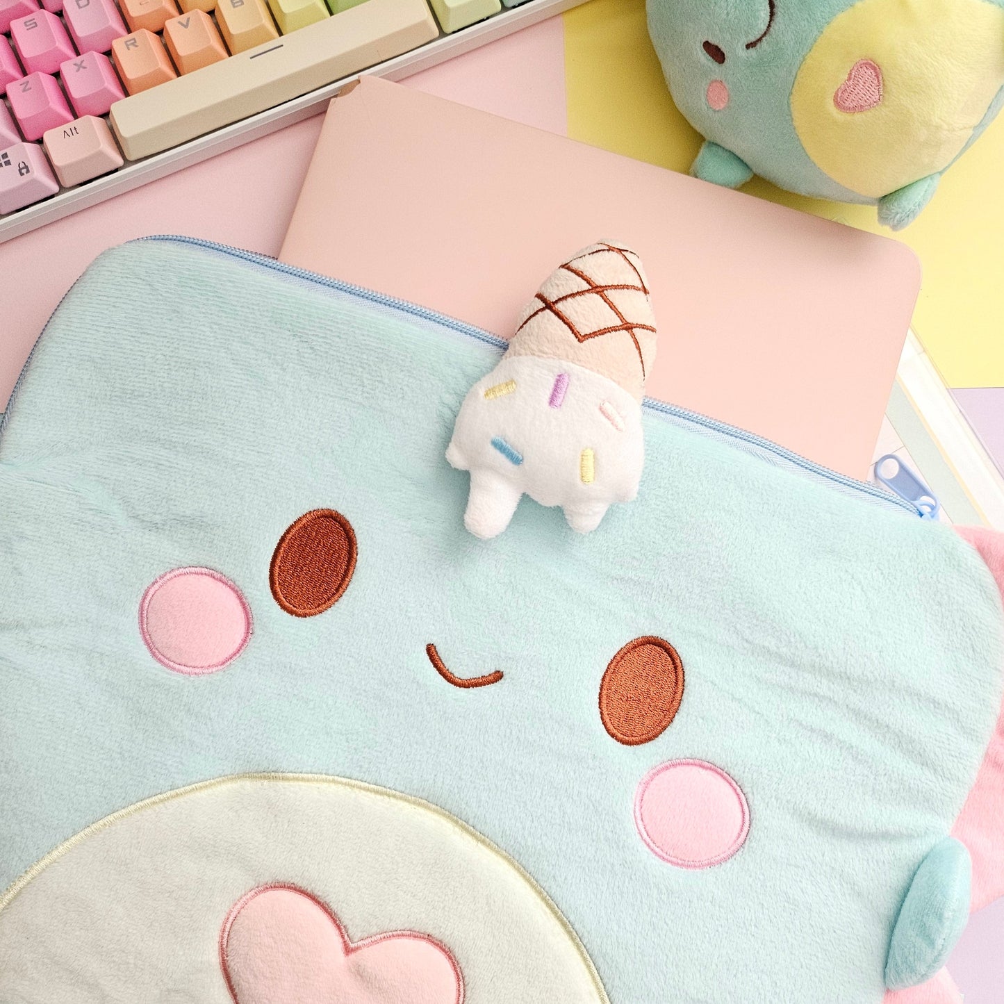 Cute Characters Ipad / Laptop Sleeves