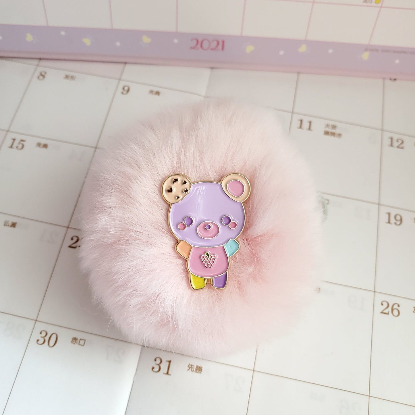 Dilly Bear Pin